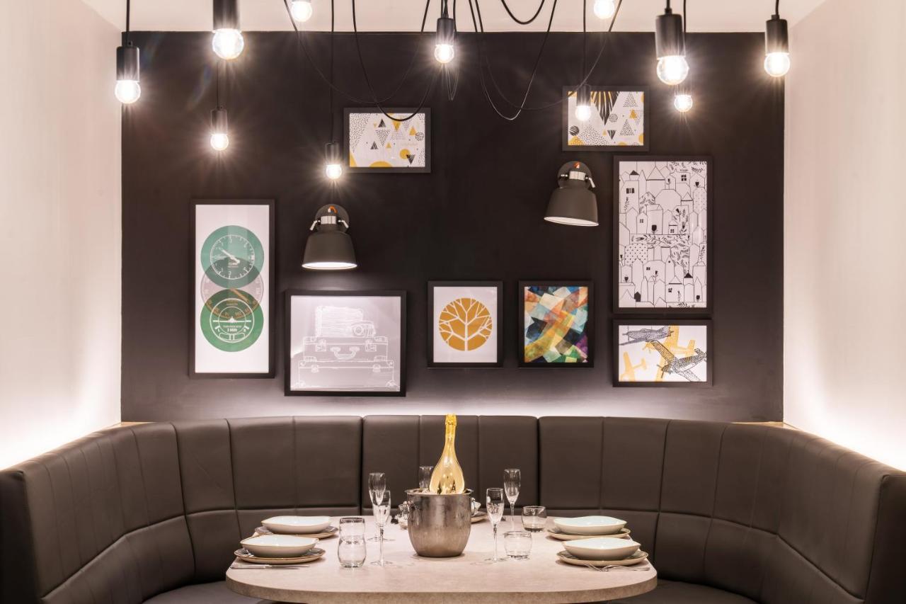 Holiday Inn Stevenage By Ihg Екстер'єр фото