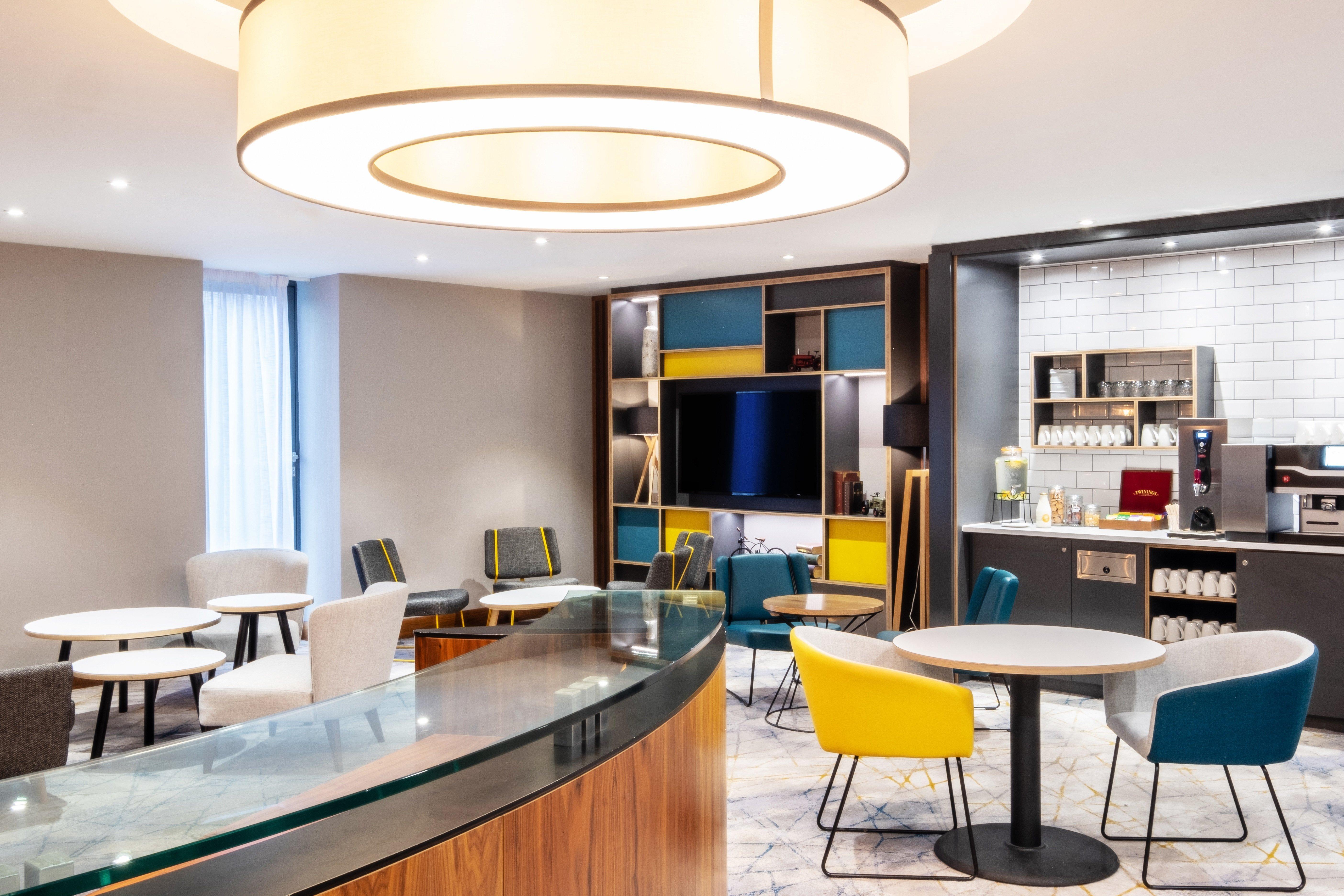 Holiday Inn Stevenage By Ihg Екстер'єр фото