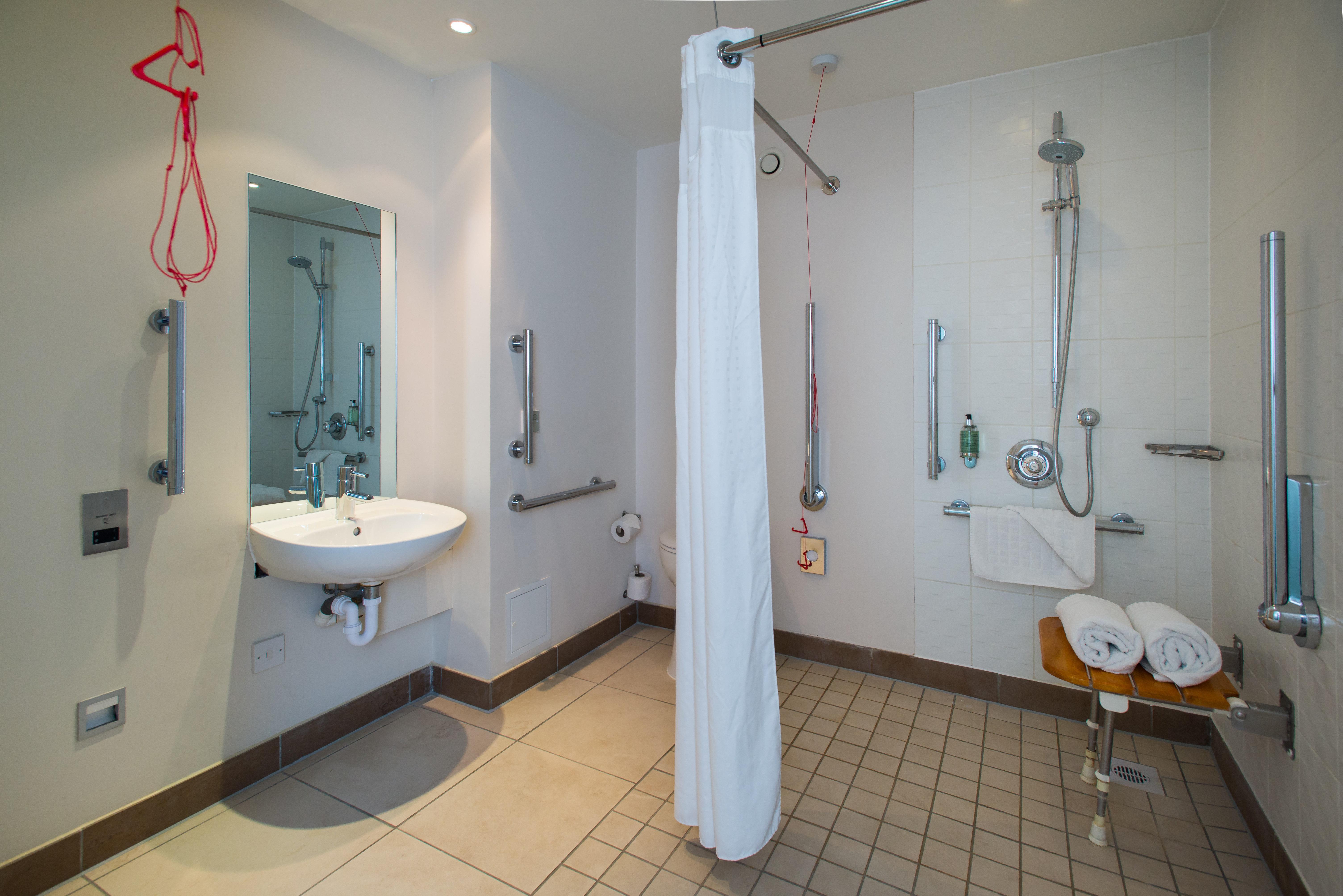 Holiday Inn Stevenage By Ihg Екстер'єр фото