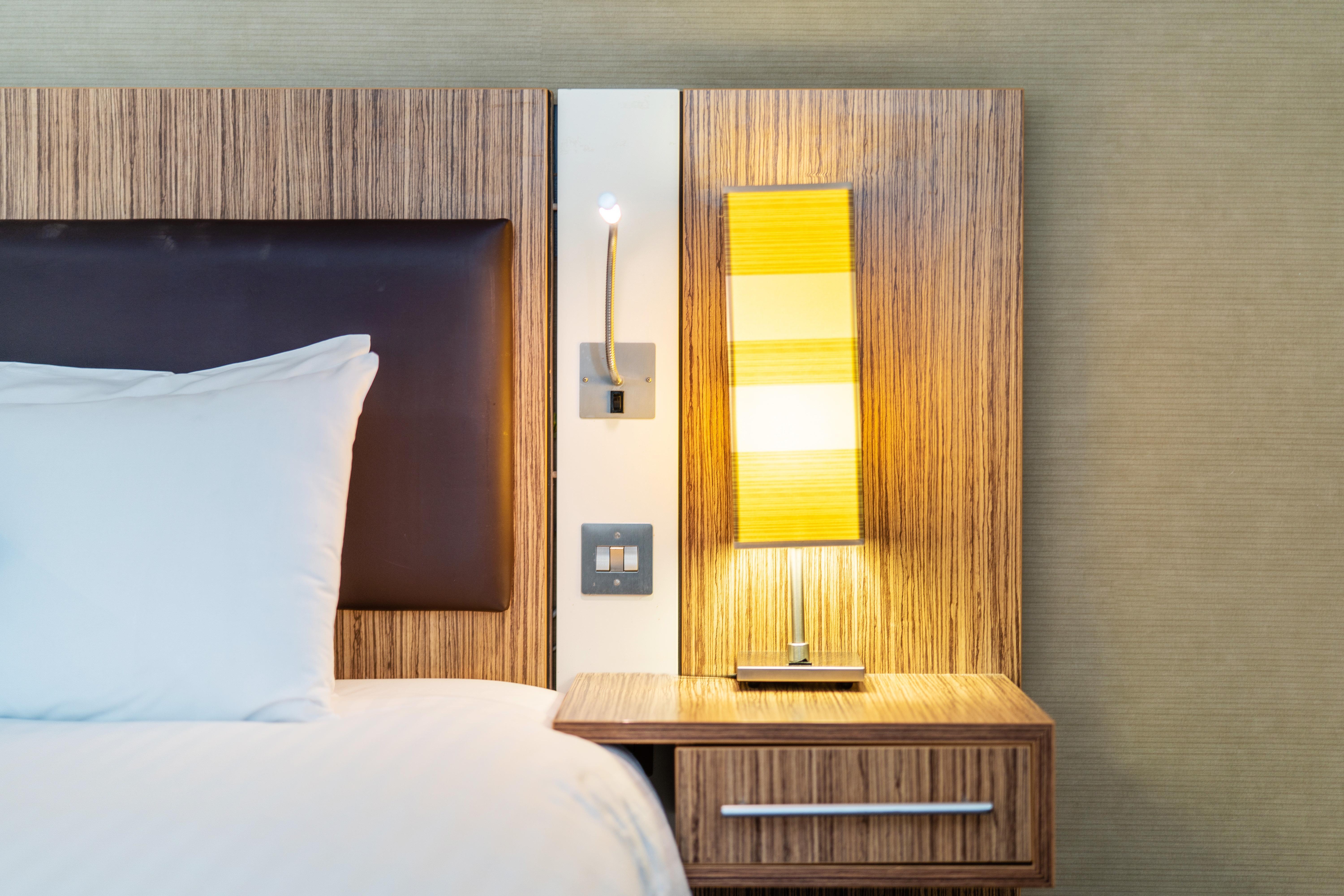 Holiday Inn Stevenage By Ihg Екстер'єр фото