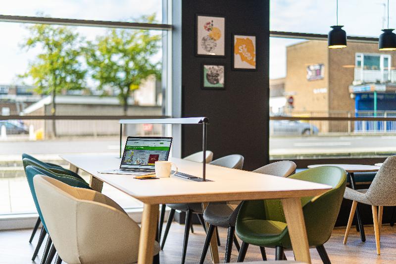 Holiday Inn Stevenage By Ihg Екстер'єр фото